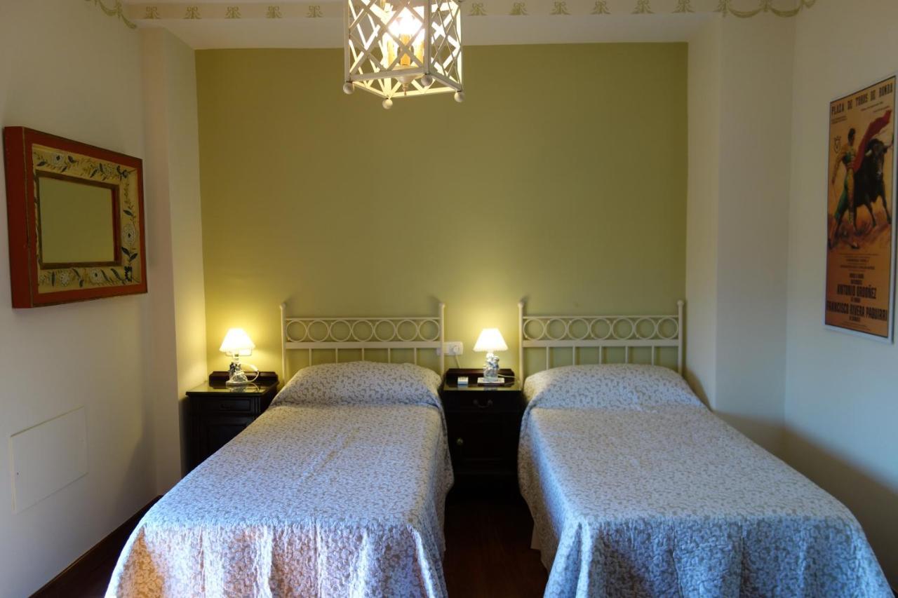 La Escondida Ronda, B&B Bagian luar foto